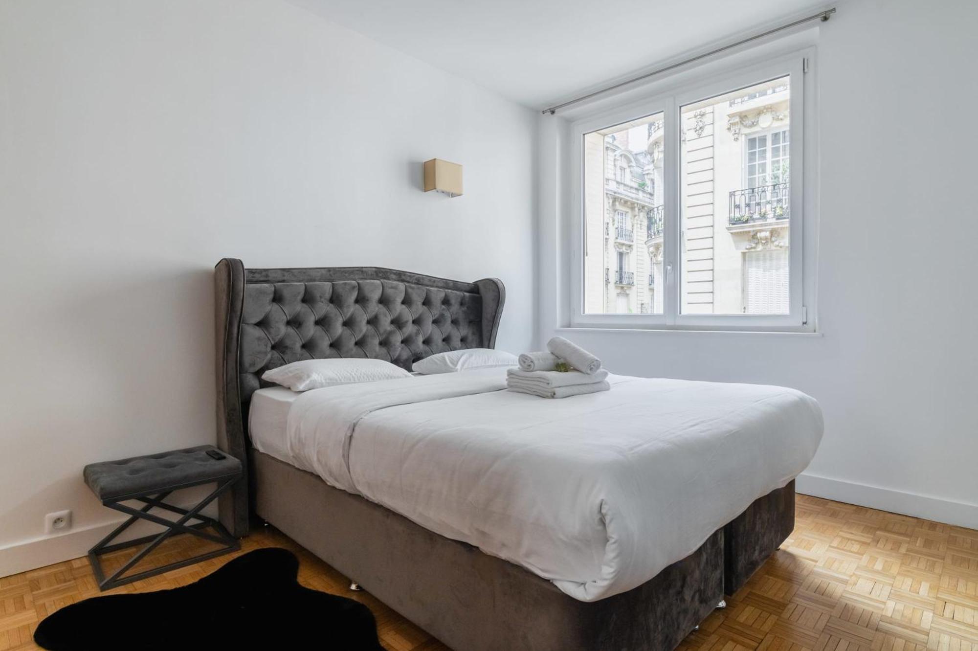 Appartement 3 Pieces Porte Maillot - 16 - 4p - Flat-guest Paris